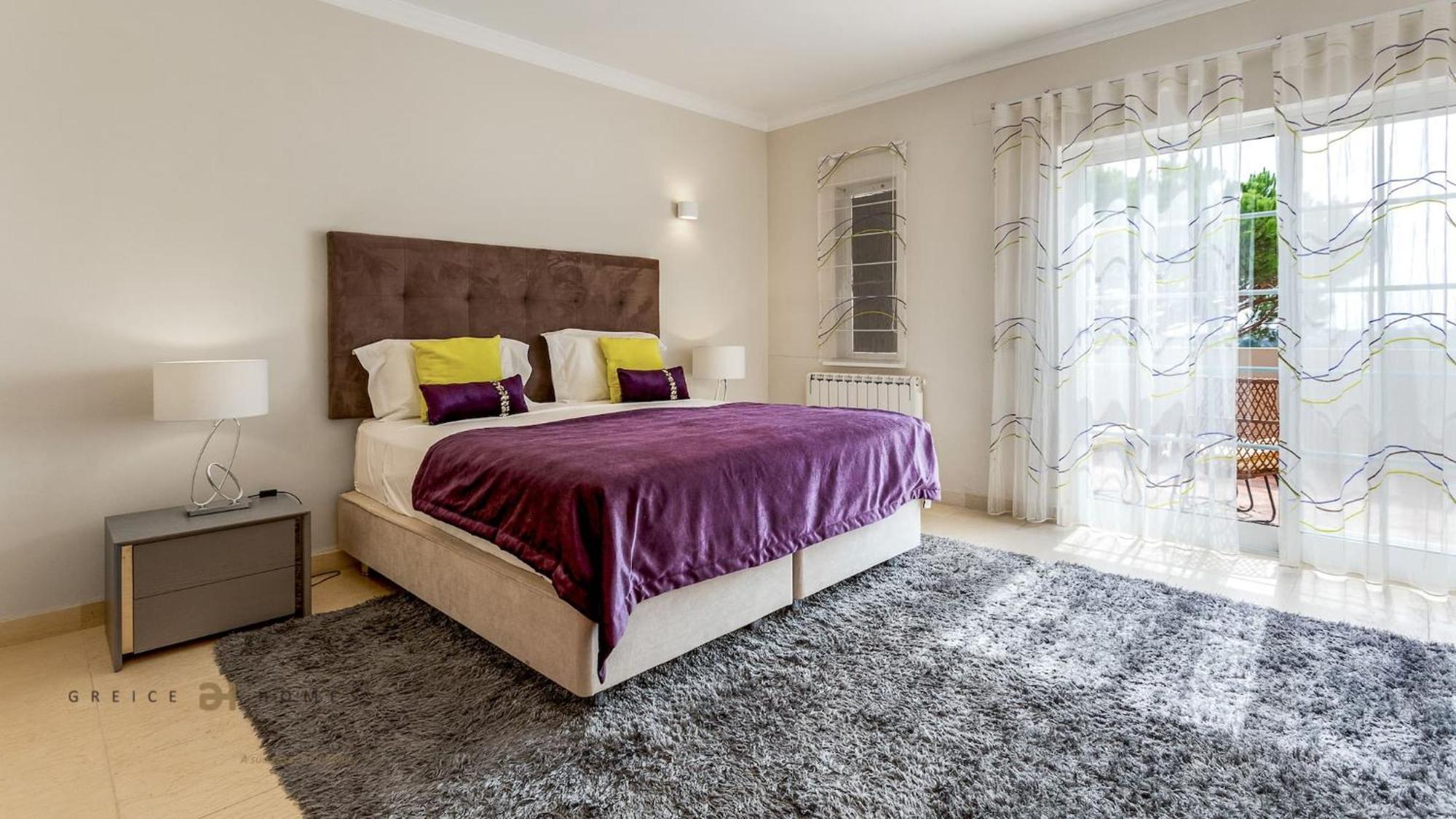 Luxuosa Moradia V5 Em - Greice Homes Villa