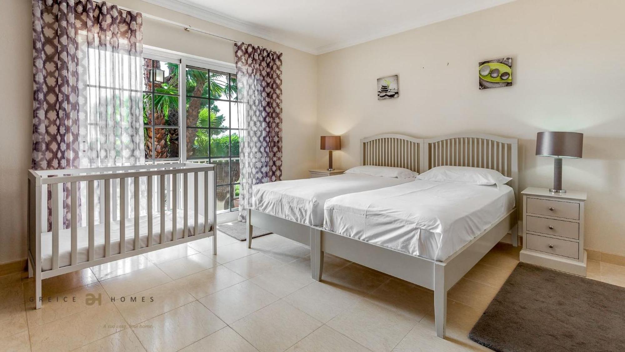 Luxuosa Moradia V5 Em - Greice Homes *