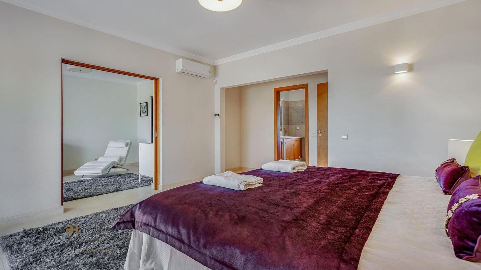 Luxuosa Moradia V5 Em - Greice Homes Villa Quarteira