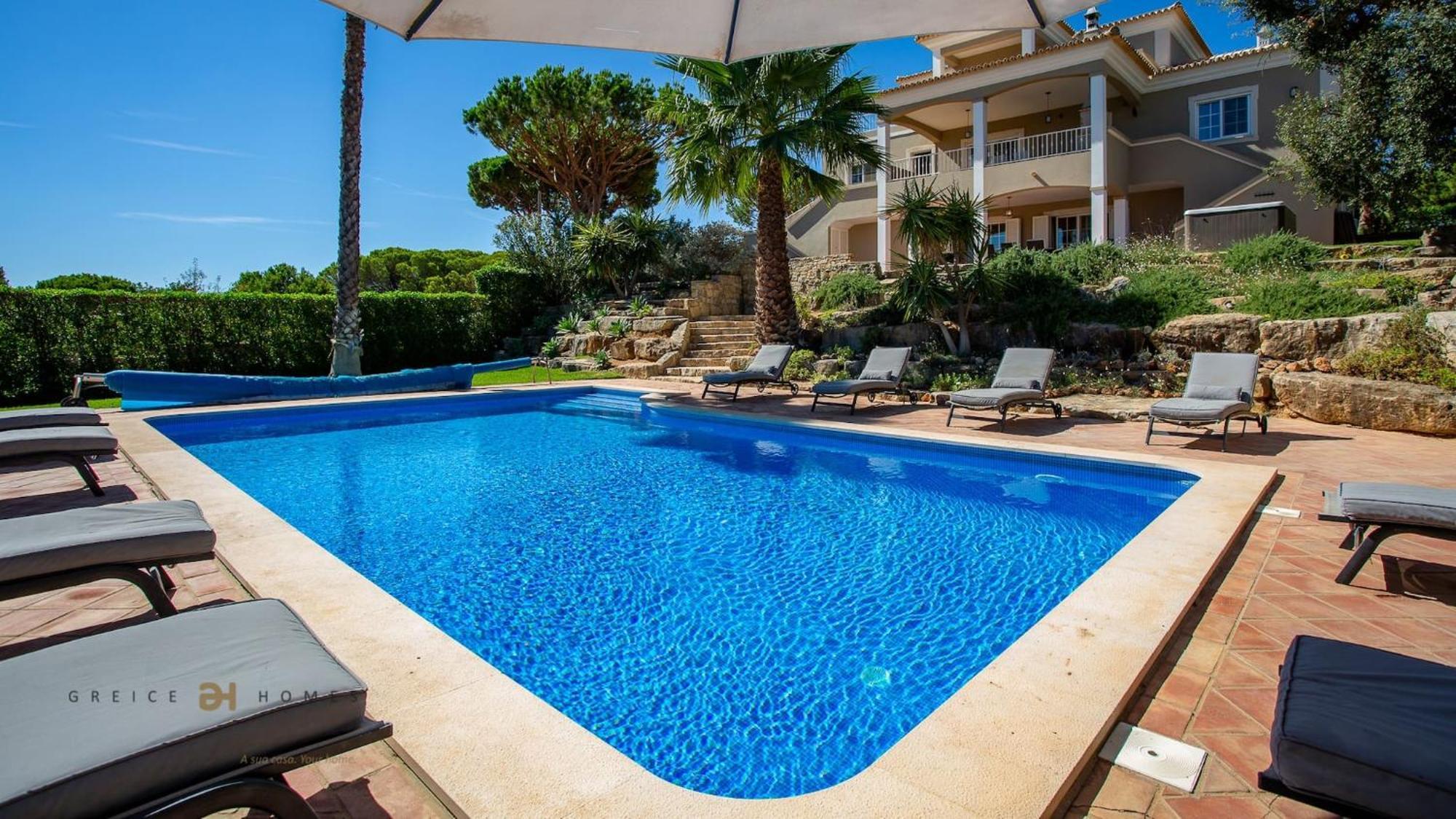 Luxuosa Moradia V5 Em - Greice Homes Quarteira