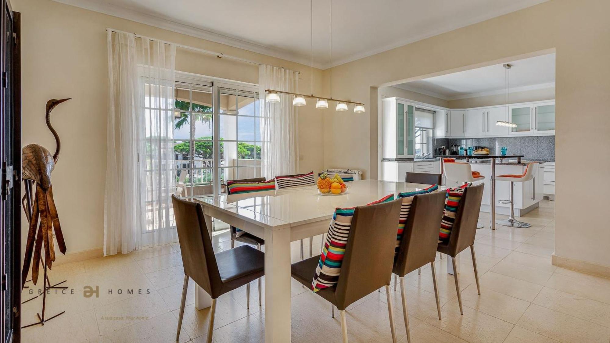 Luxuosa Moradia V5 Em - Greice Homes Villa *