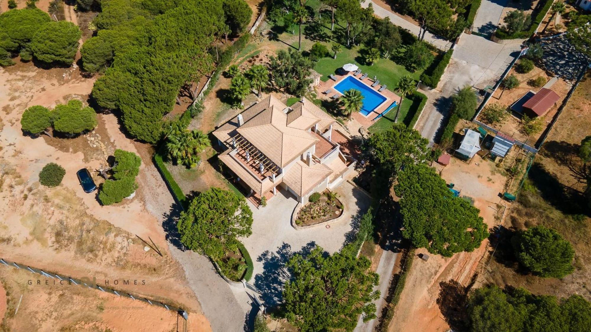 Luxuosa Moradia V5 Em - Greice Homes Villa *